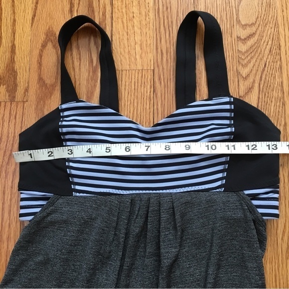 Lululemon back on track built in bra drawcord bottom hem tank top - Picture 10 of 16